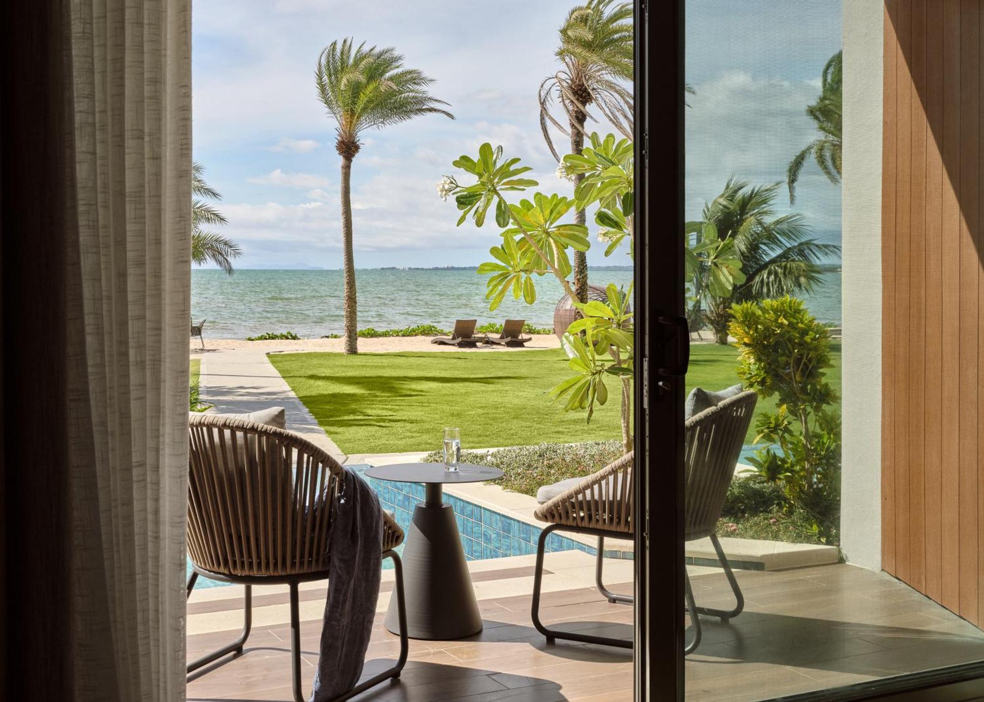 Crowne Plaza Fiji Nadi Bay Resort & Spa, An Ihg Hotel Exterior foto